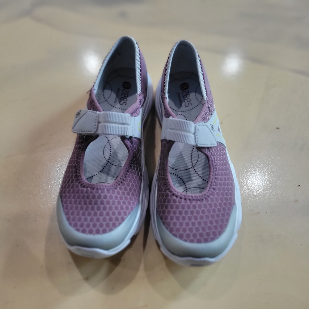 Bzees "Boardwalk" Women's Purple And Gray Shoes With Velcro / Size 6